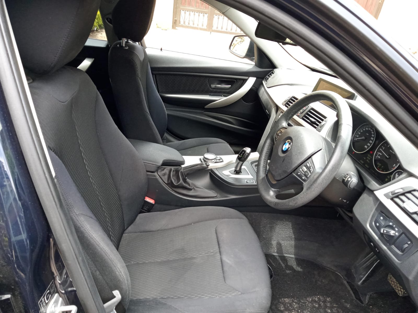 BMW 320i