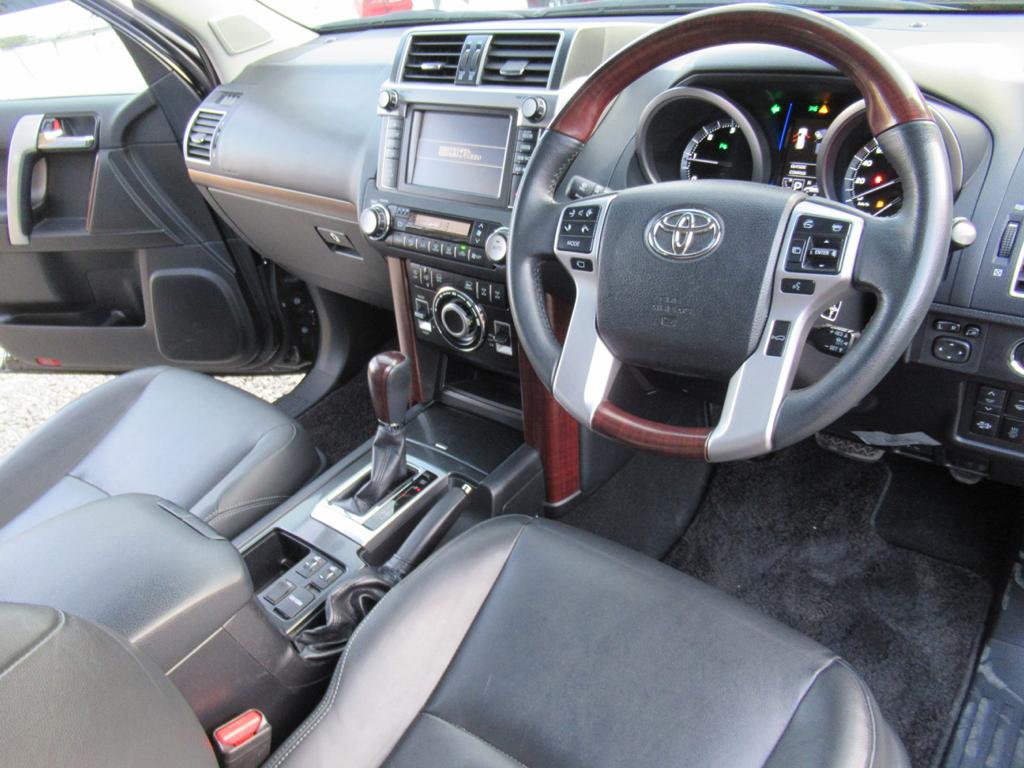 Toyota prado TZG