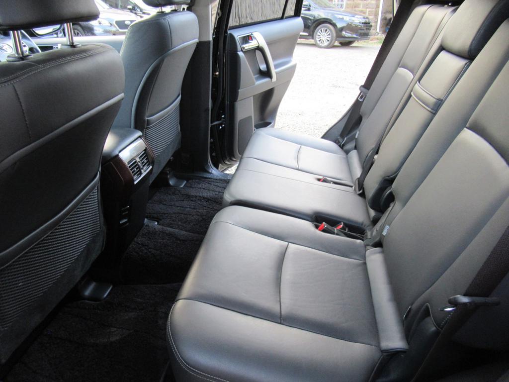Toyota prado TZG