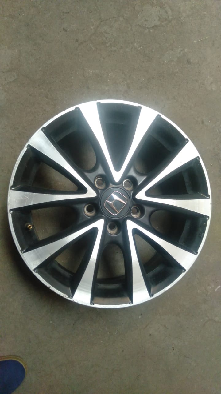 Honda civic alloy rims 17 inch set of 4