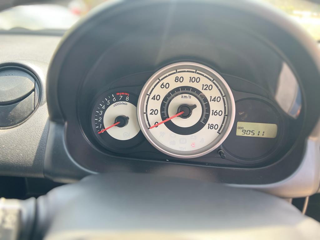 Mazda demio