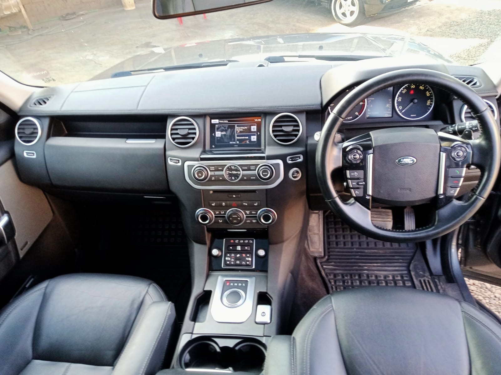Land Rover discovery 4 HSE