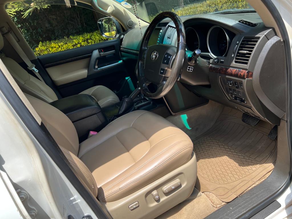Landcruiser v8