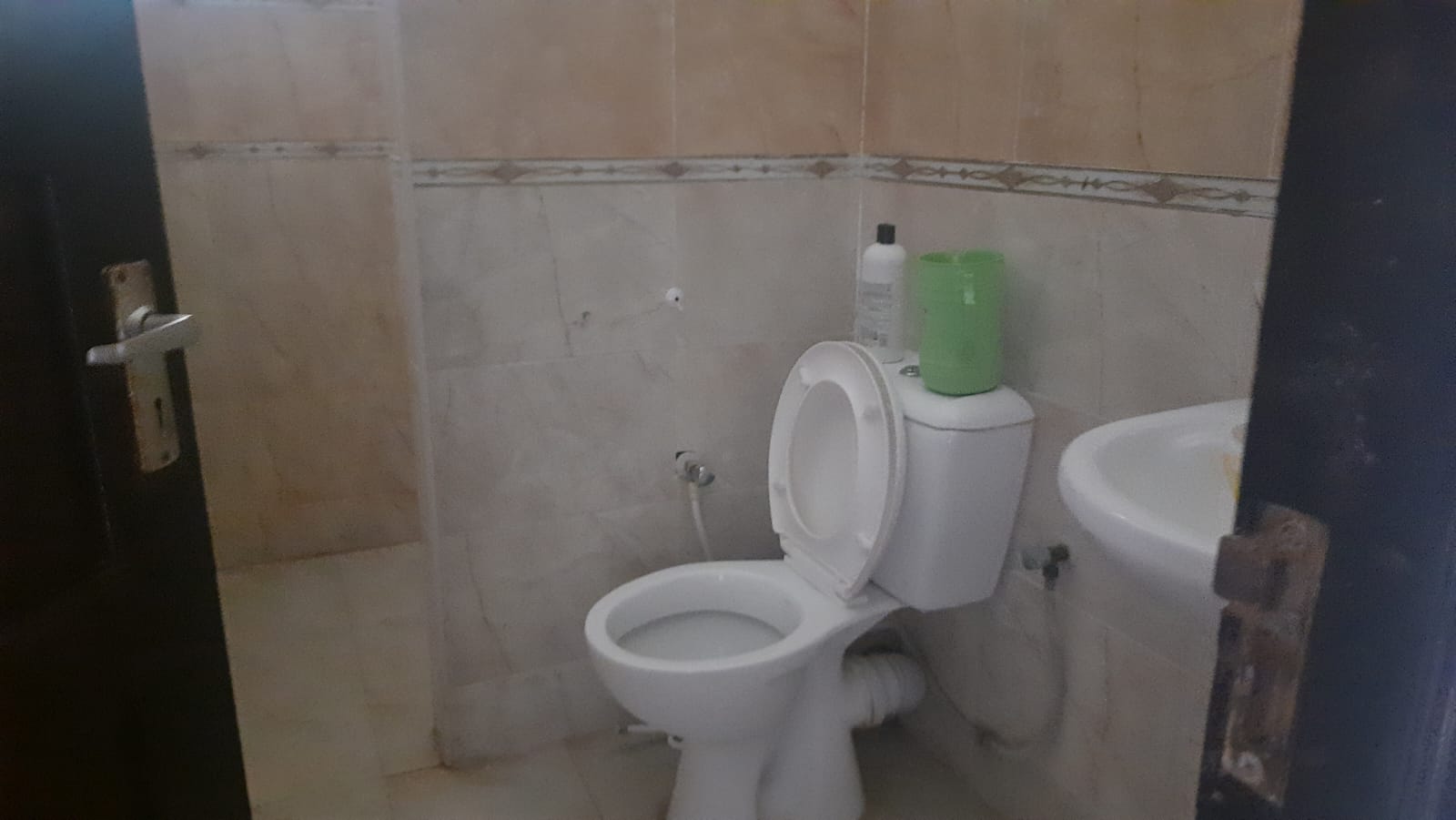 5 Bedroom Mansion for Rent in  Nyali
