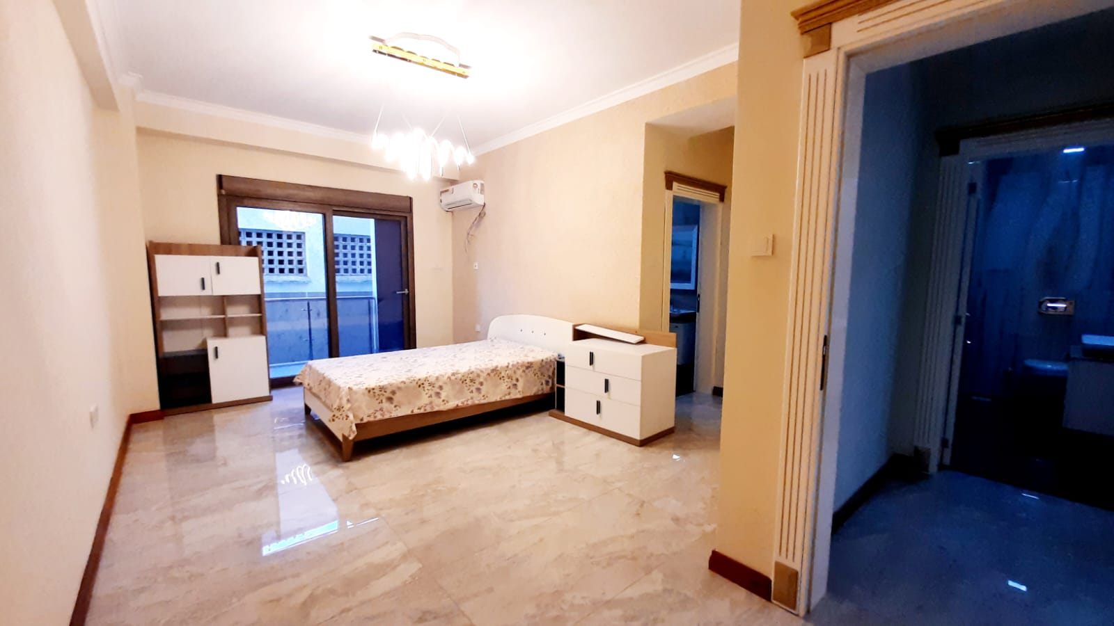 4 bedrooms penthouse to let in nyali.