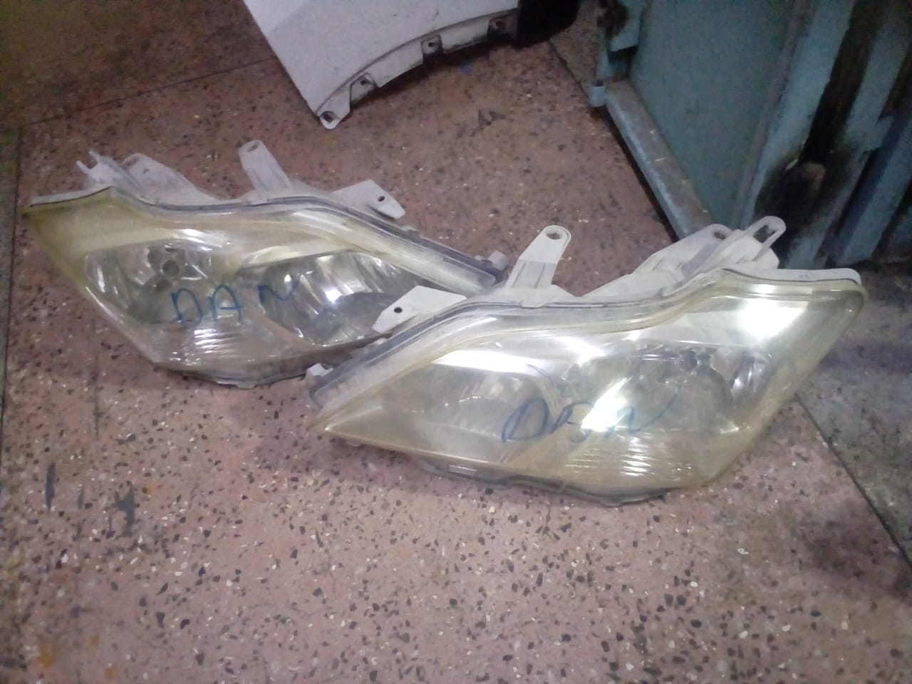 Premio 260 headlights