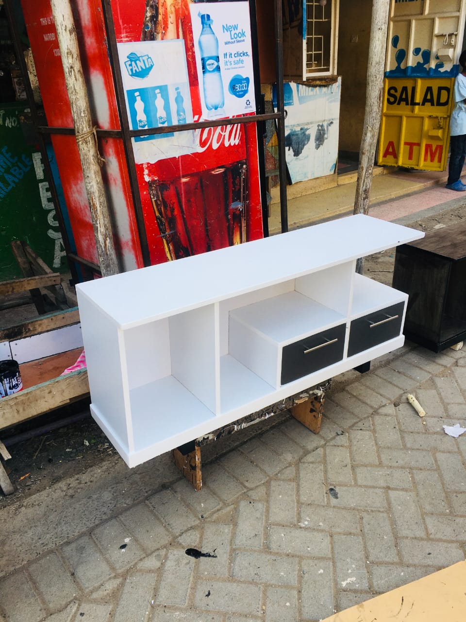 Tv stand