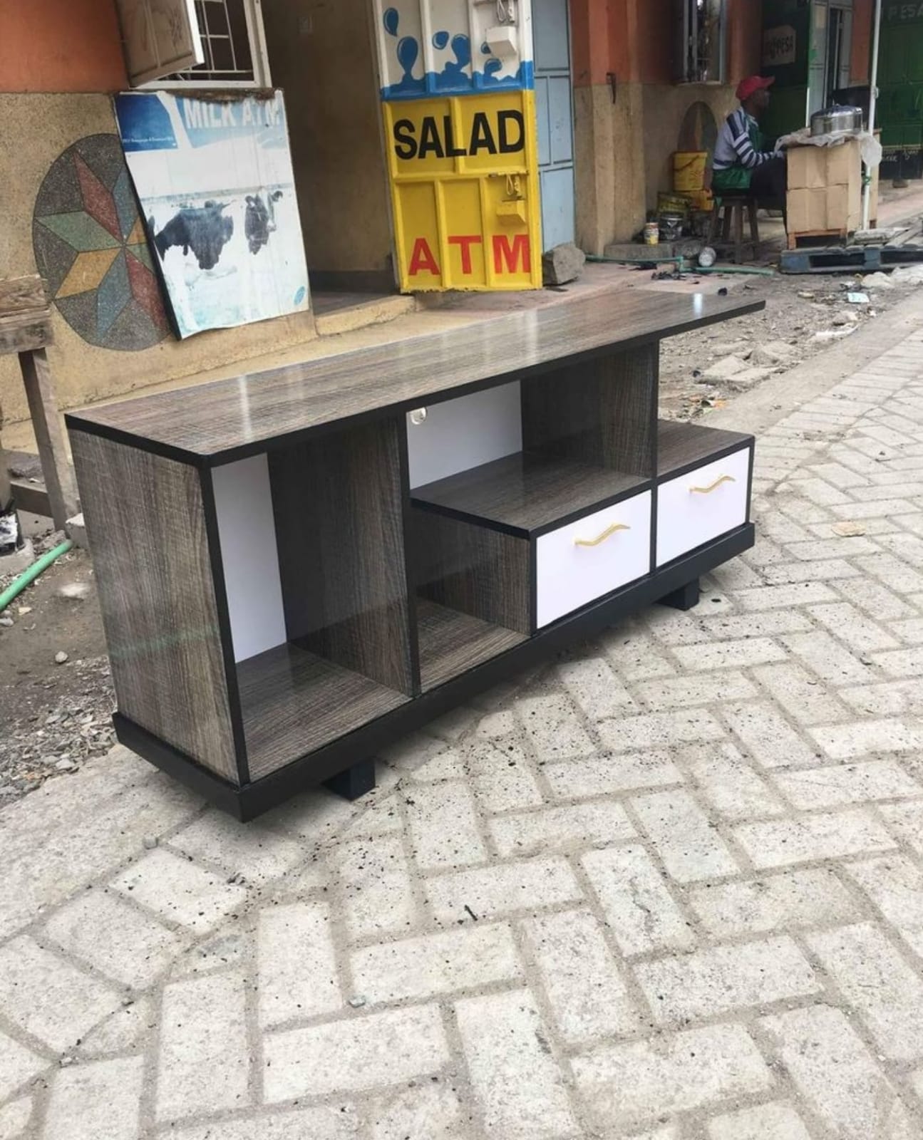 Tv stand