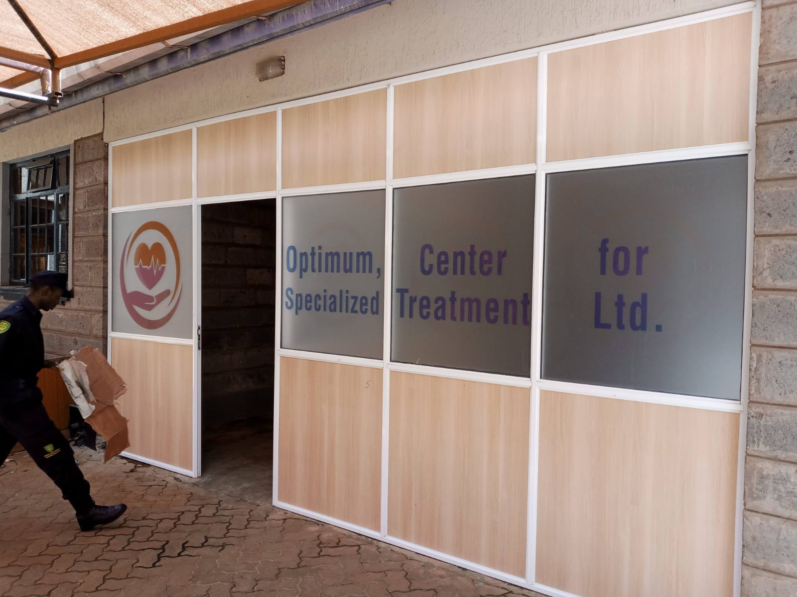 Office partition fabrication and installation