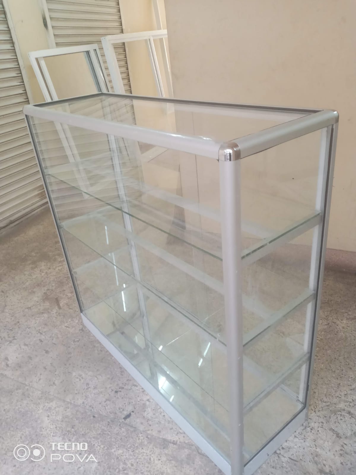 Glass counter