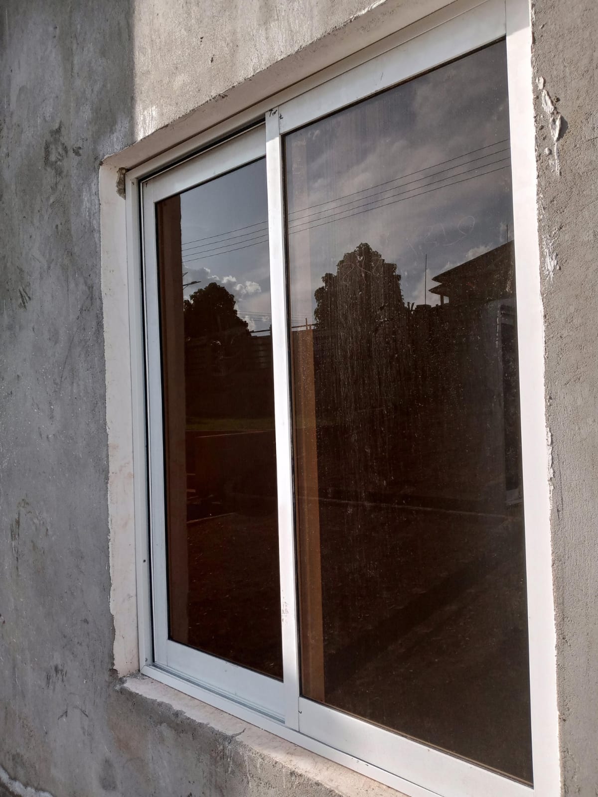Aluminum sliding windows