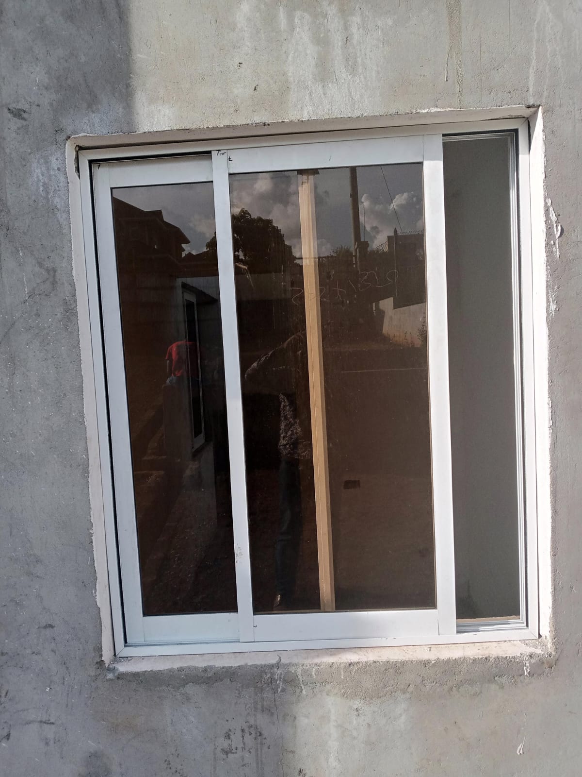 Aluminum sliding windows