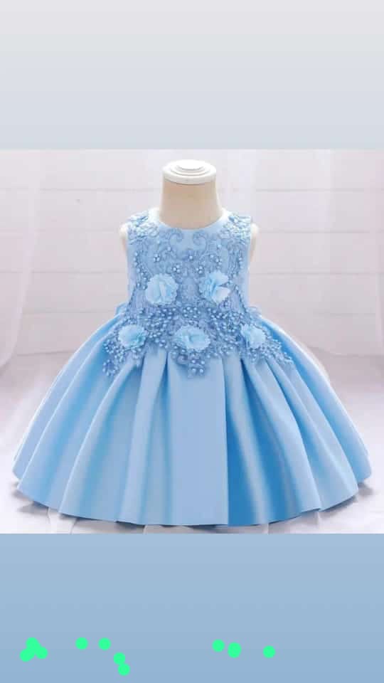 Babies dress