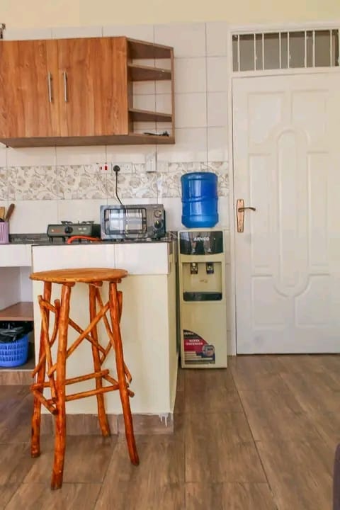 1 Bedroom Airbnb Bamburi Mtambo