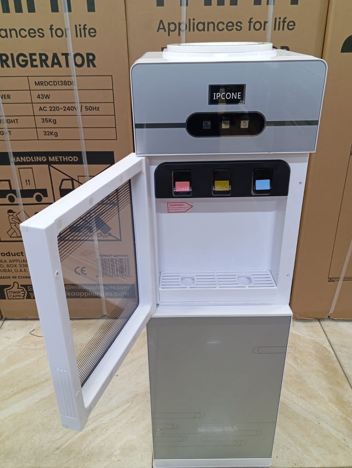 Family water dispenser