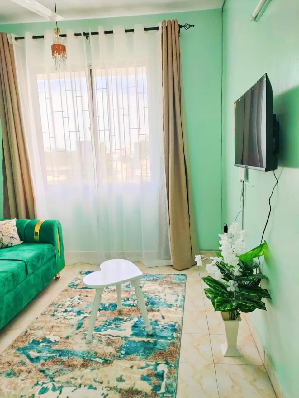 Airbnb