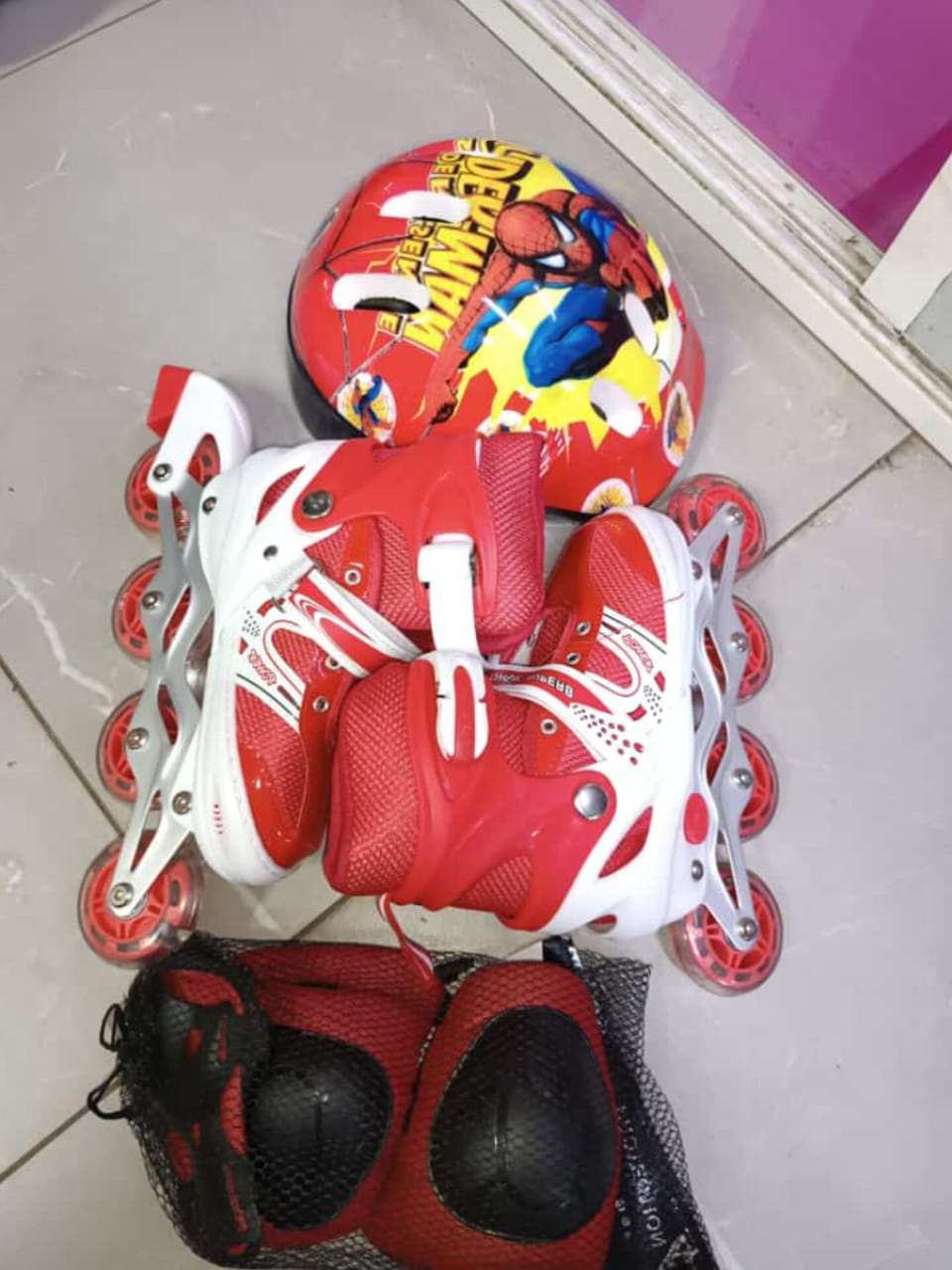 Roller skate shoe
