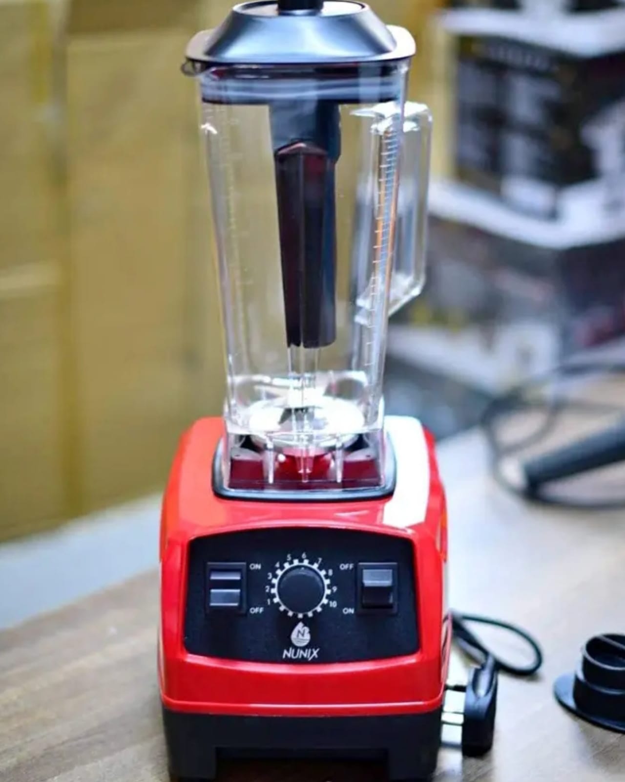 Nunix commercial blender