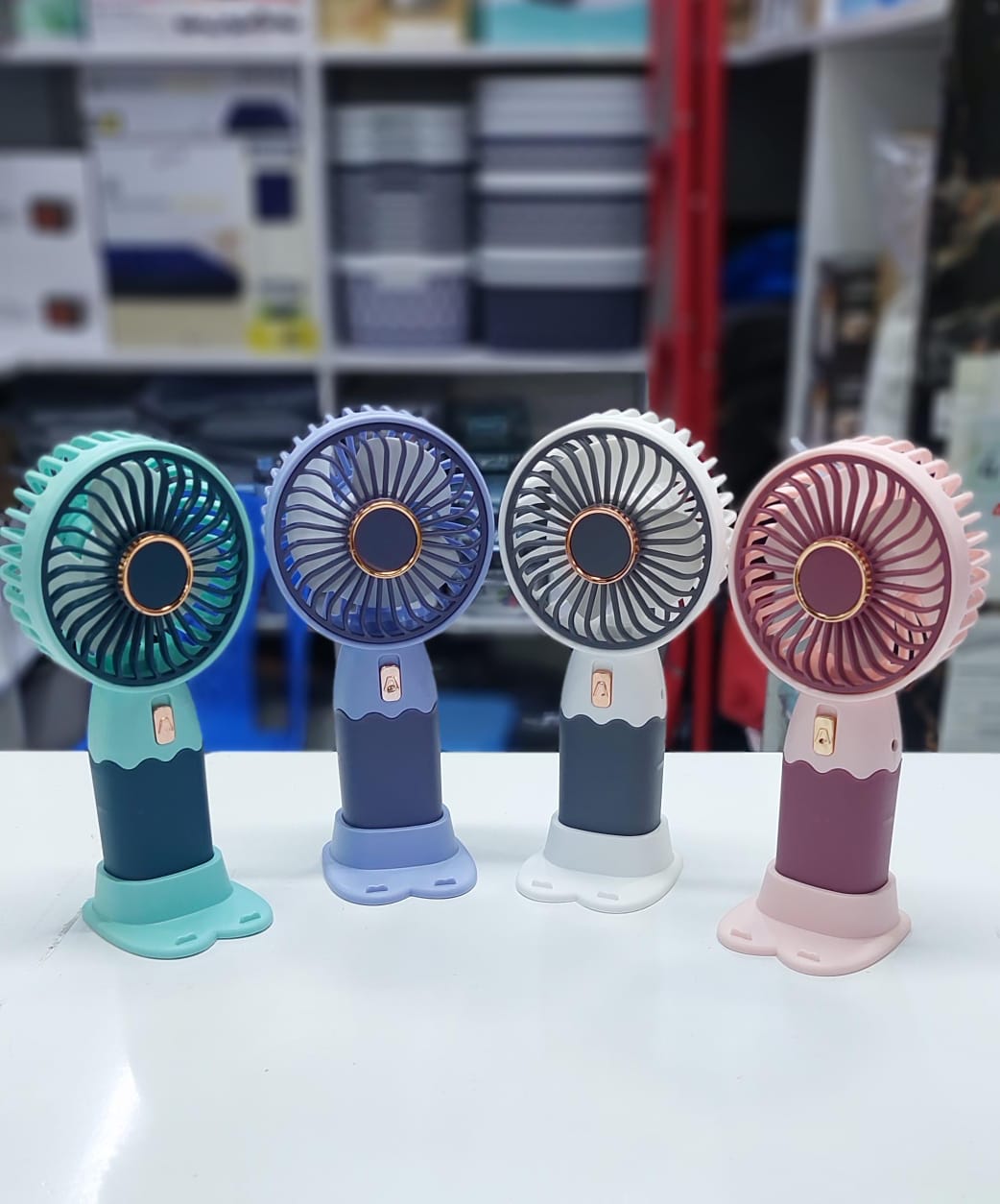 Rechargeable handheld fan