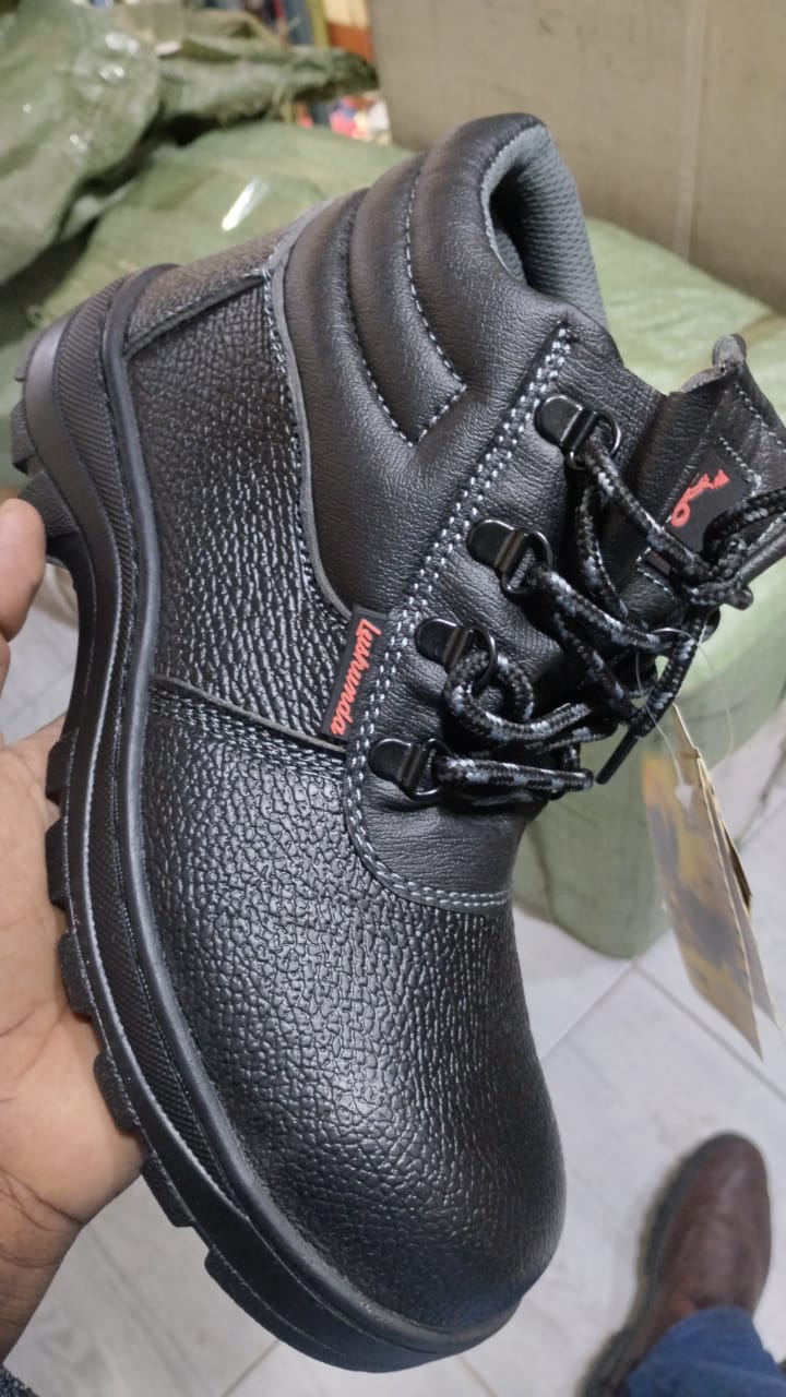 Safety shoes