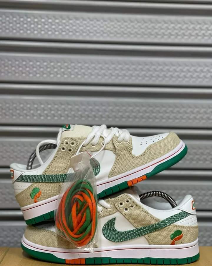 Nike SB dunks jarriots