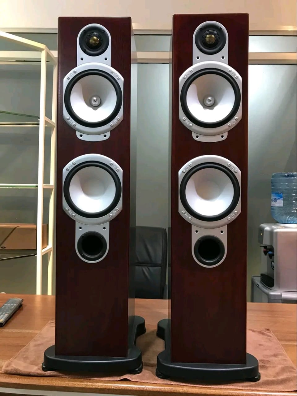 Silver RS6 audio speakers