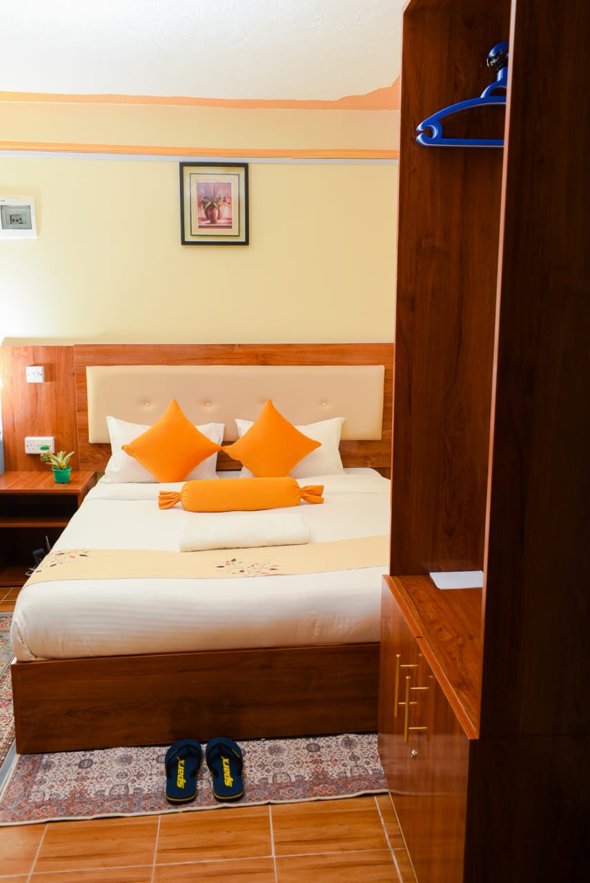 Cozy Naivasha studio