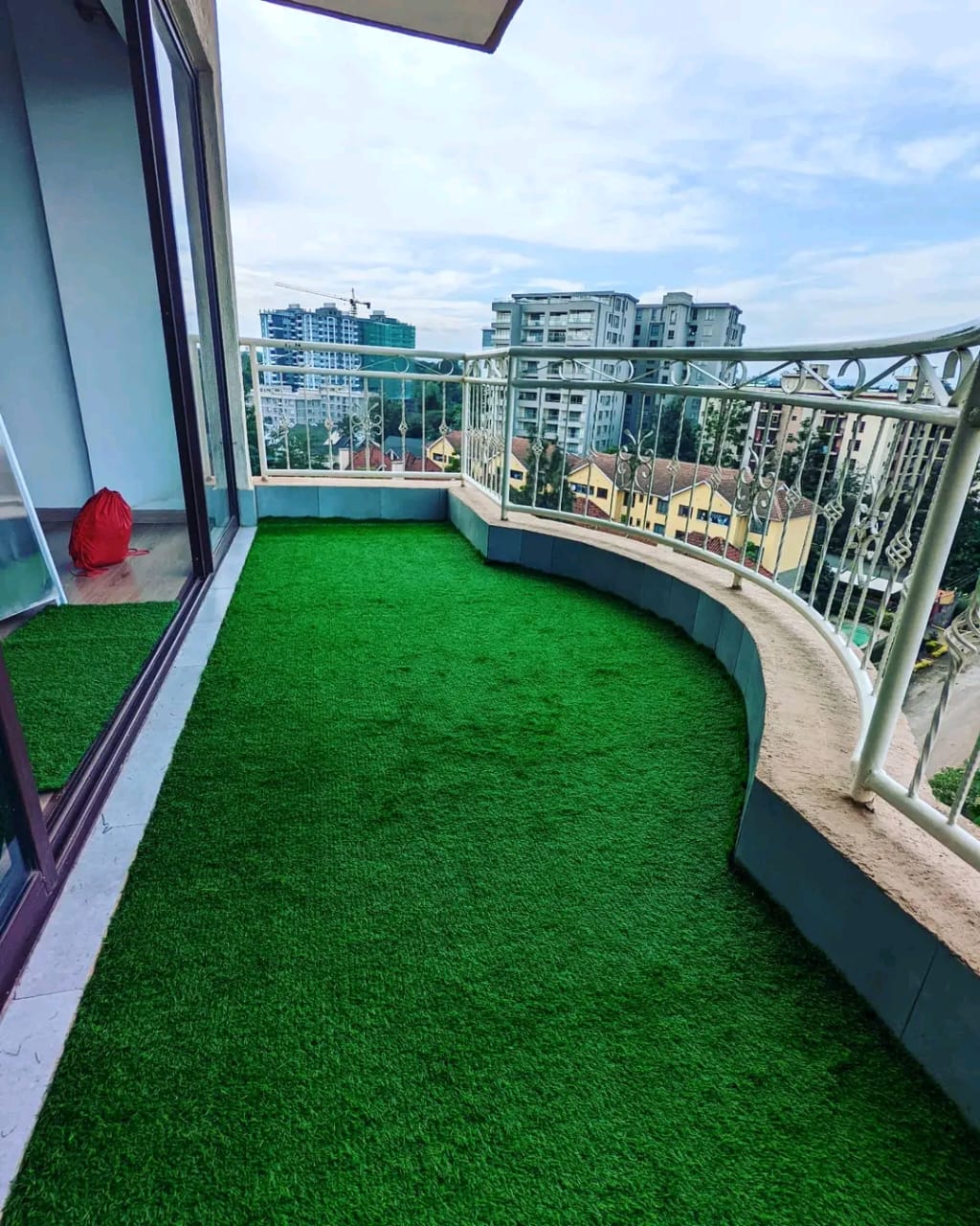 ARTIFICIAL GRASS CARPETS