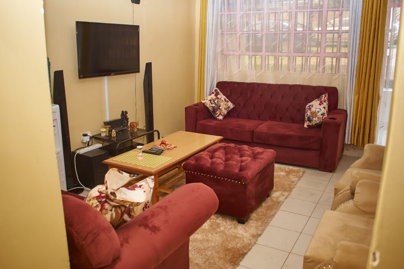 Cozy 2 Bedroom Airbnb