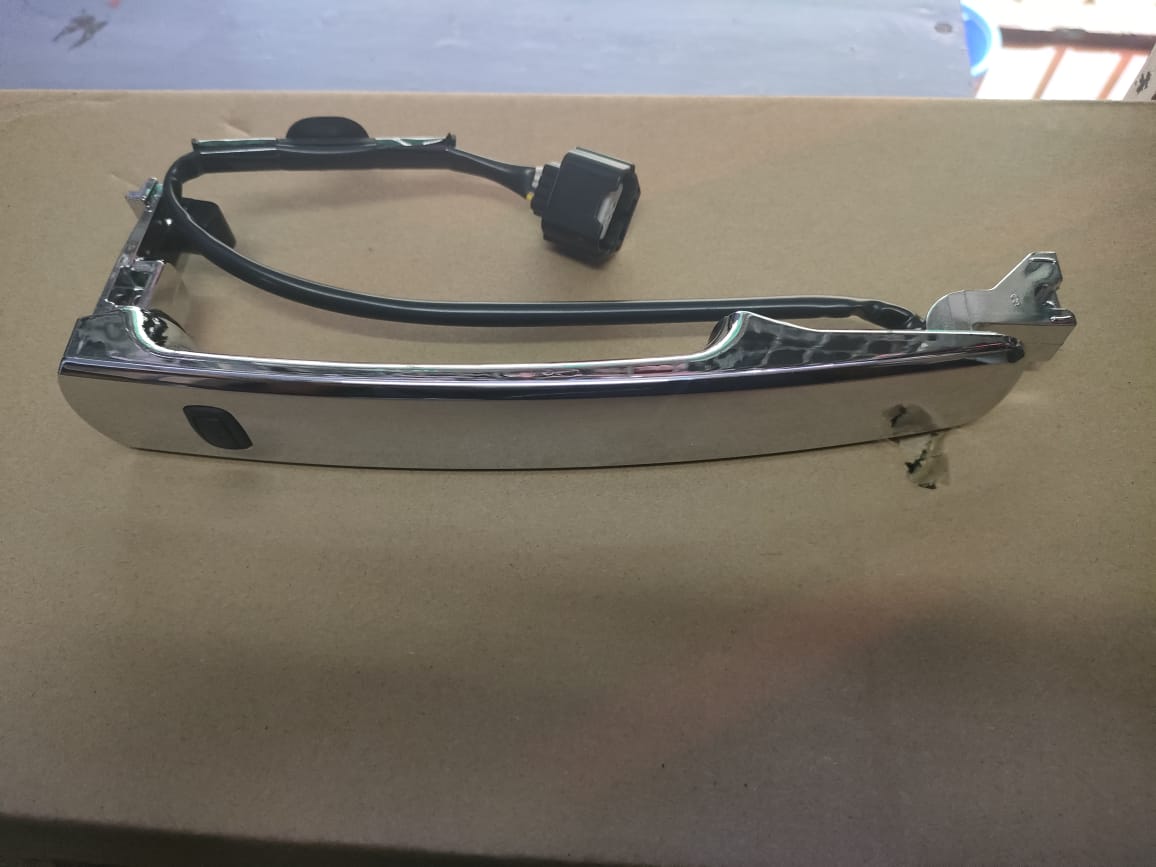 Nissan xtrail T31 door handle