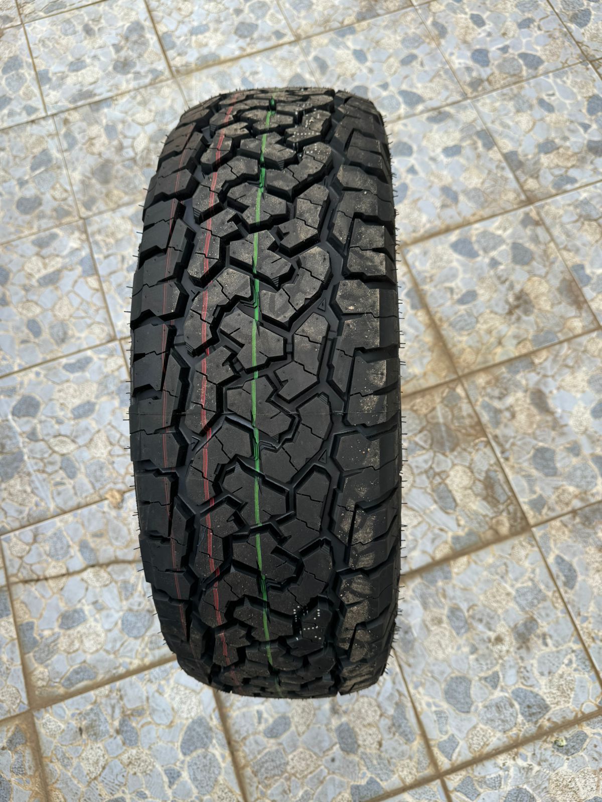 215/70R16 cf 1100