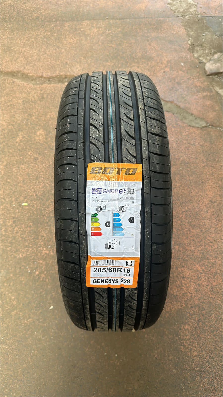 205/60R16 Boto