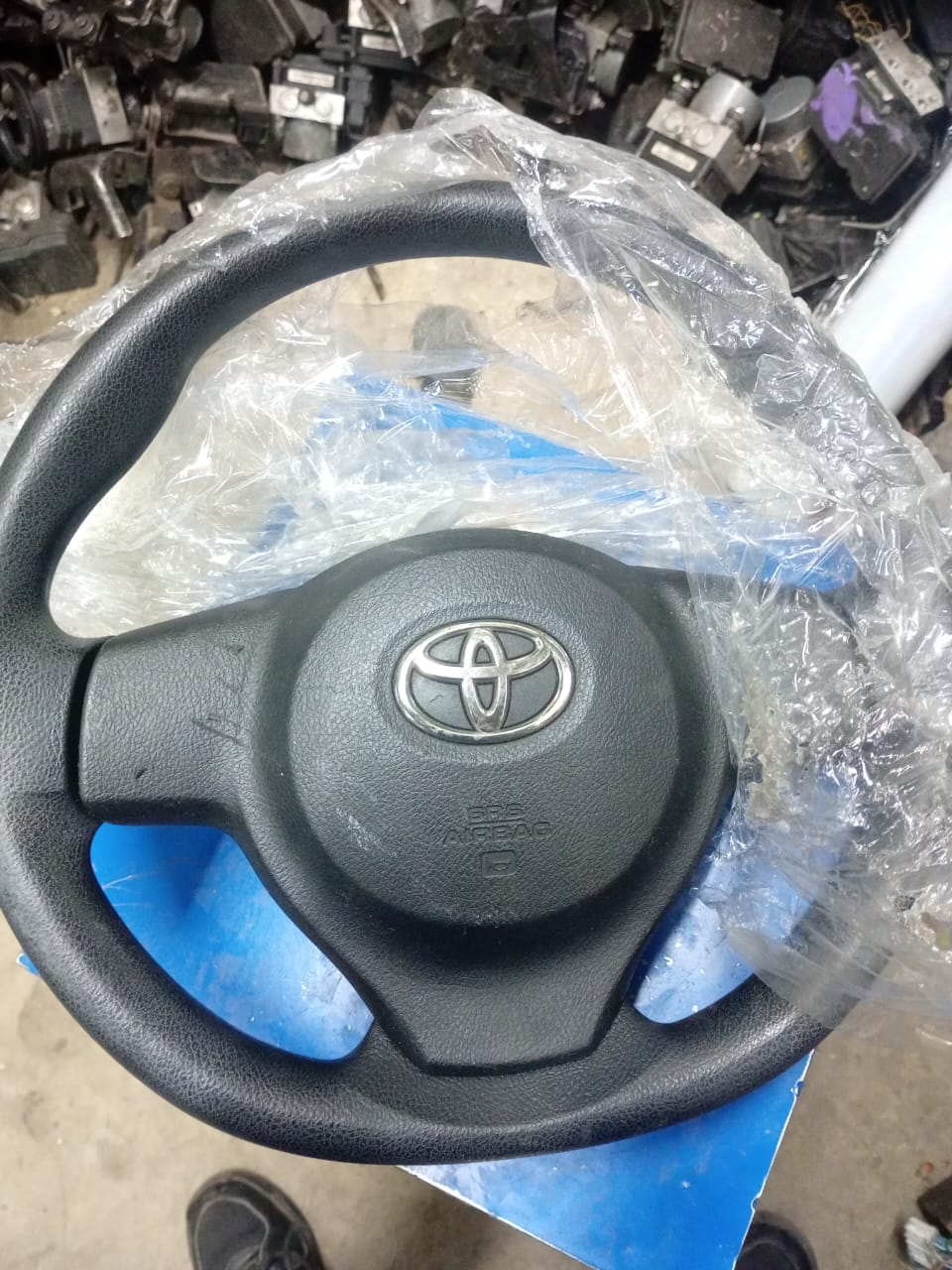 Vitz jewelry steering