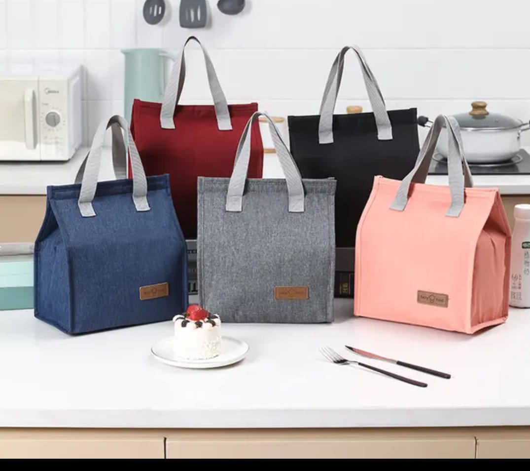 Insulated lunch bags