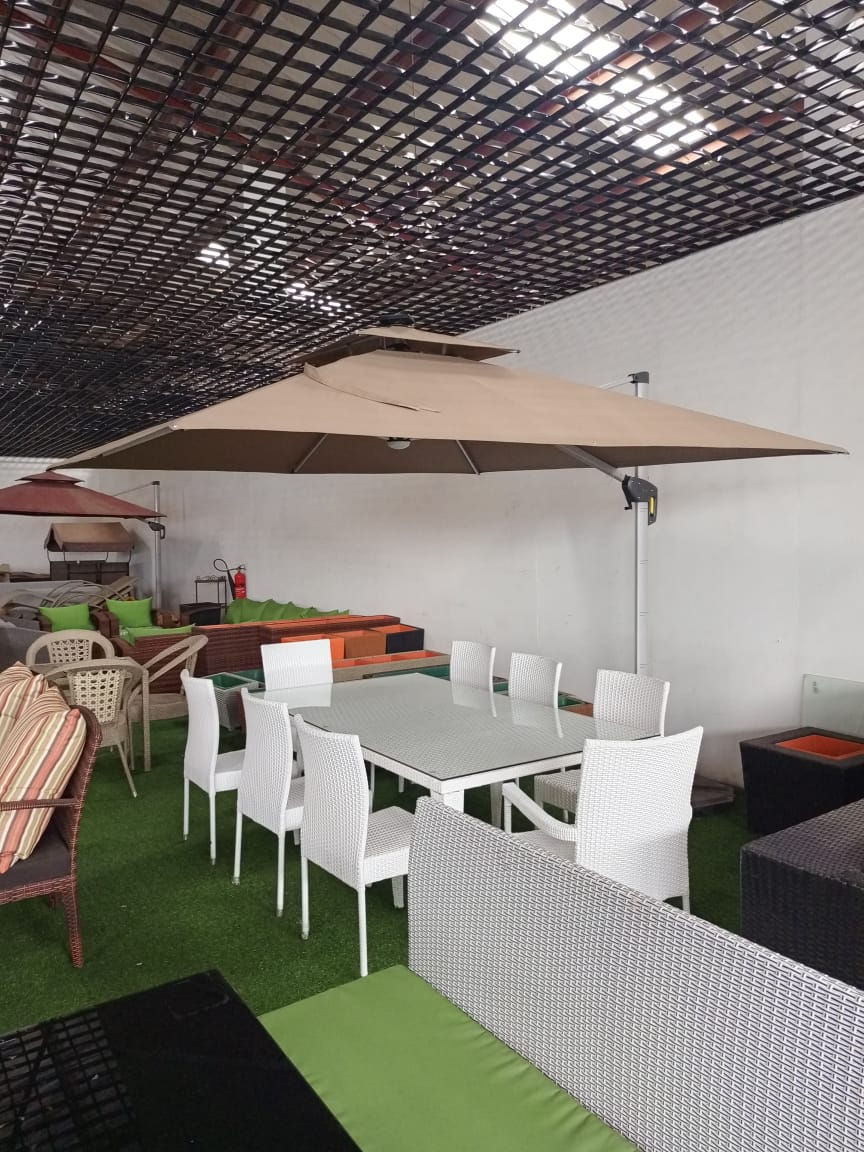 Rattan 8 seater outdoor dining table