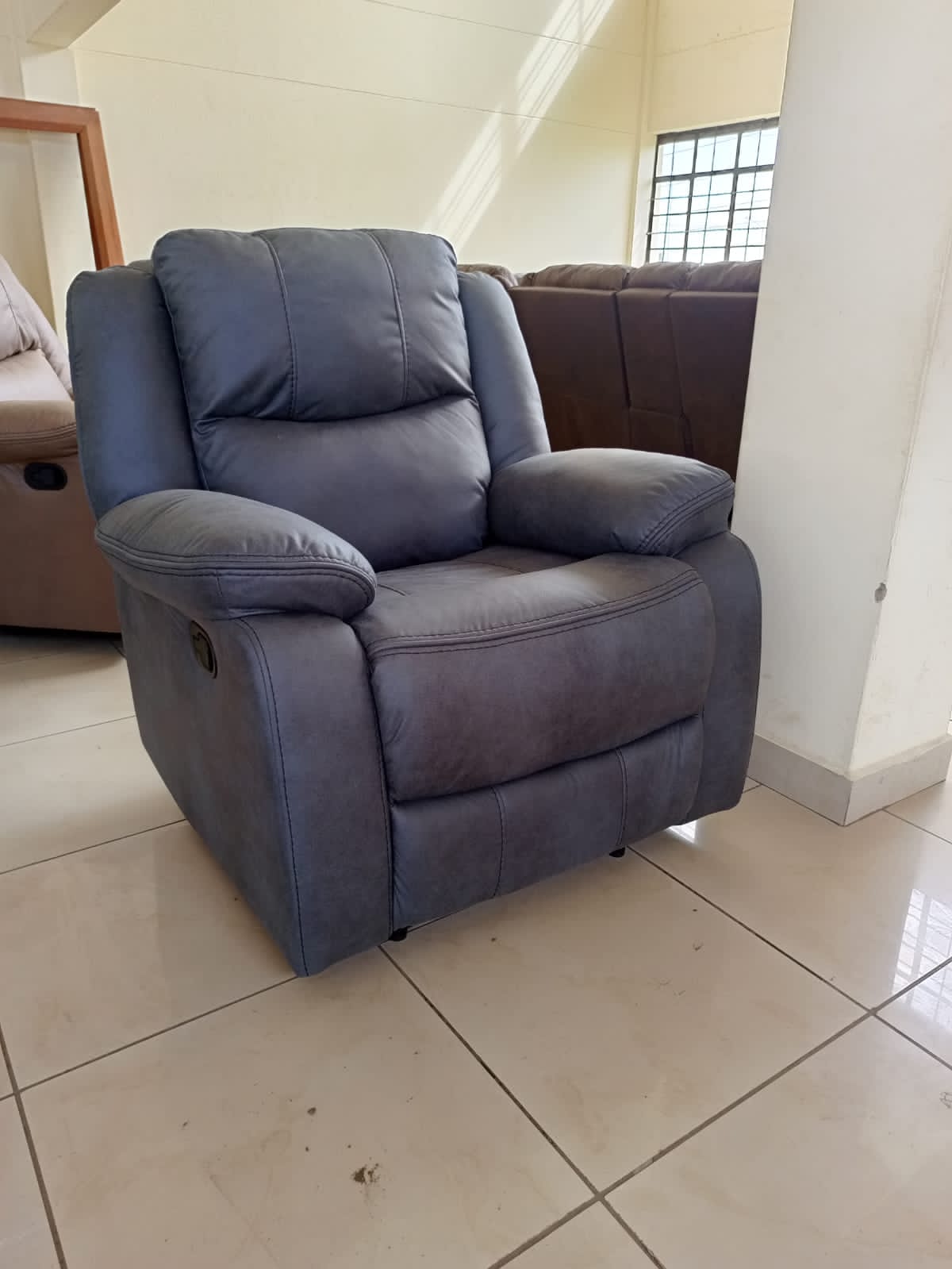 Single orthopedic recliners
