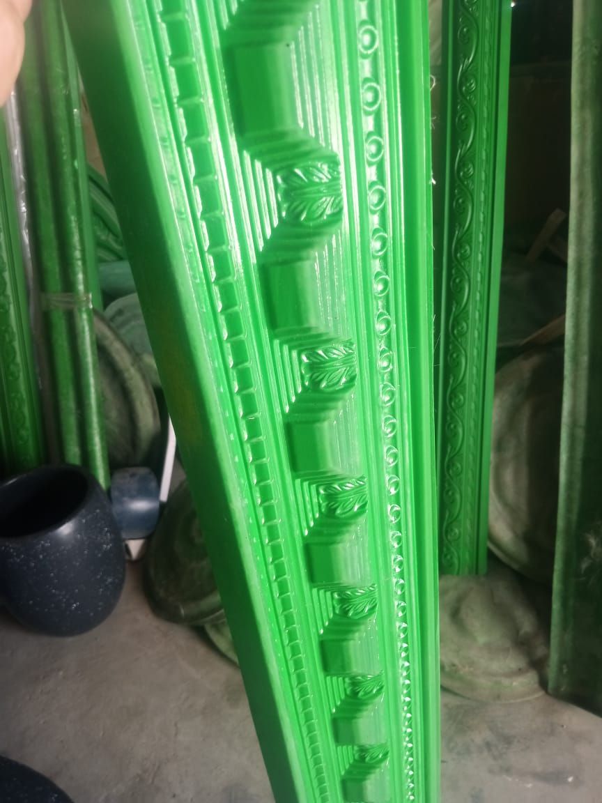 Cornice mold