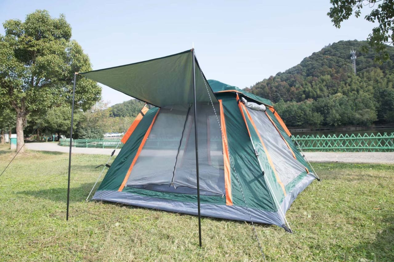 Automatic pop up tent