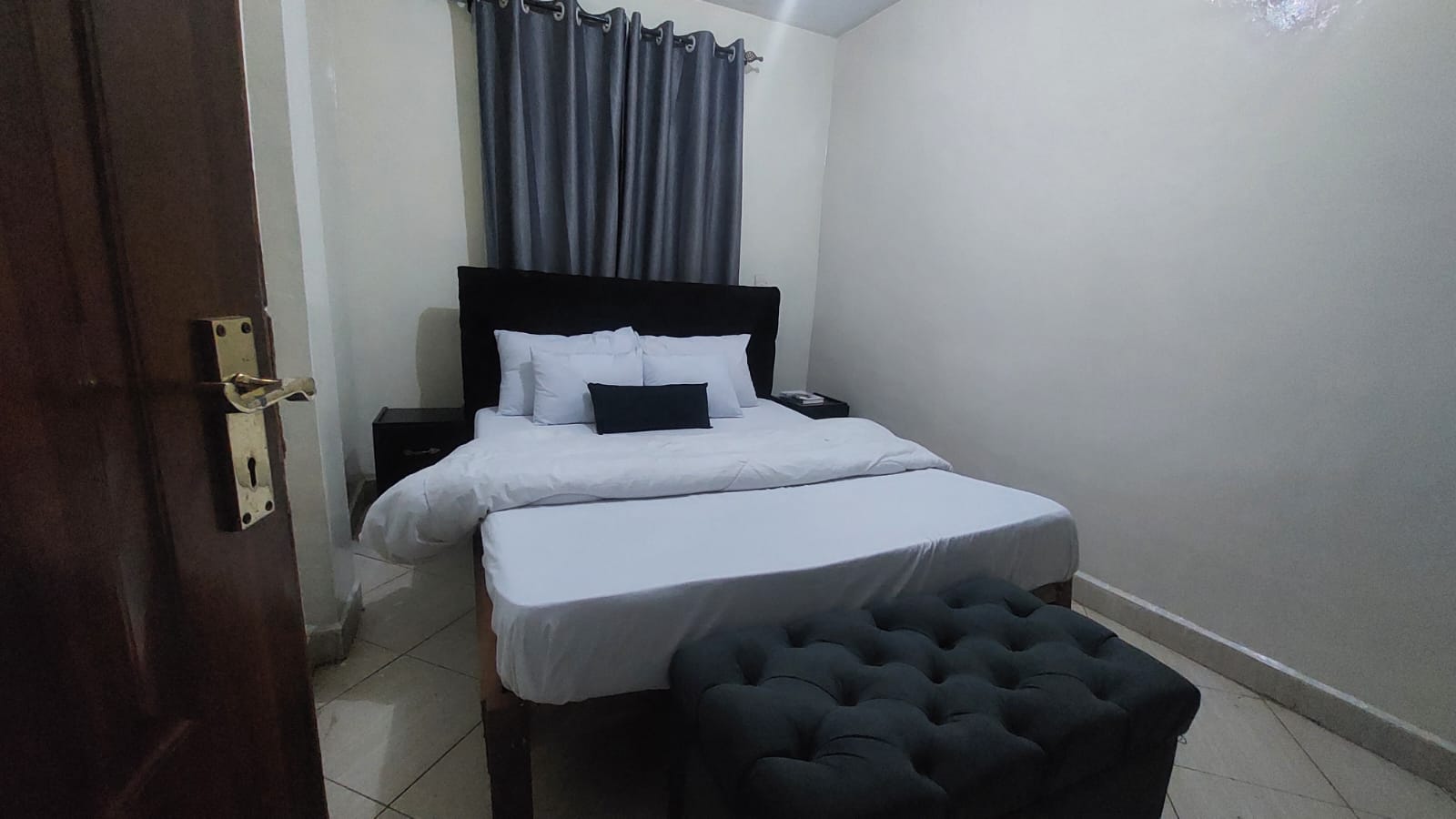 One bedroom Marion's court