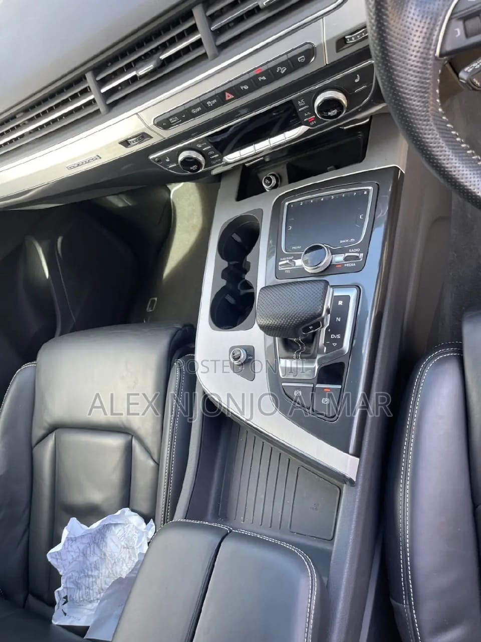 Audi Q7 2018 white