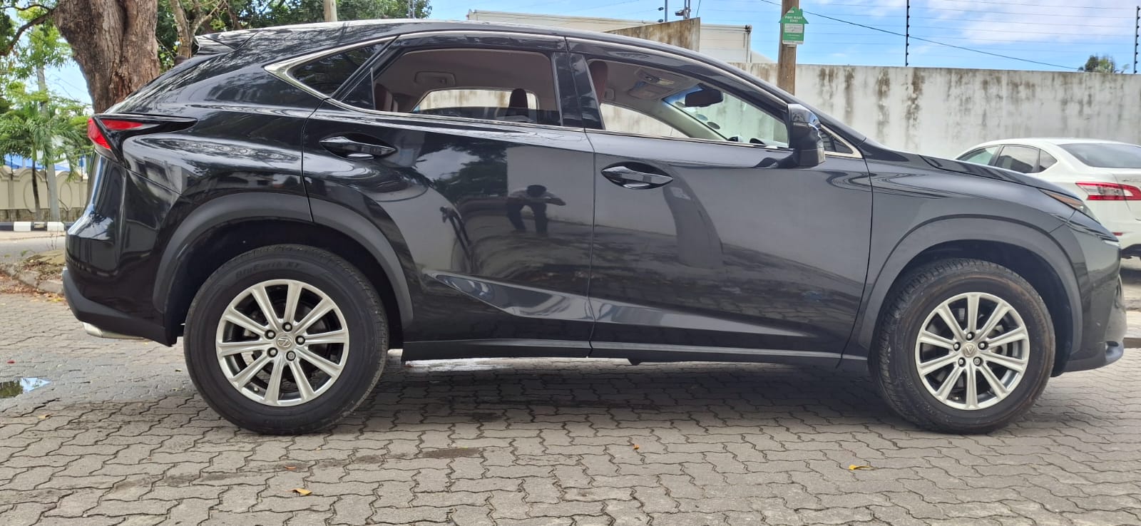 Lexus NX 200t