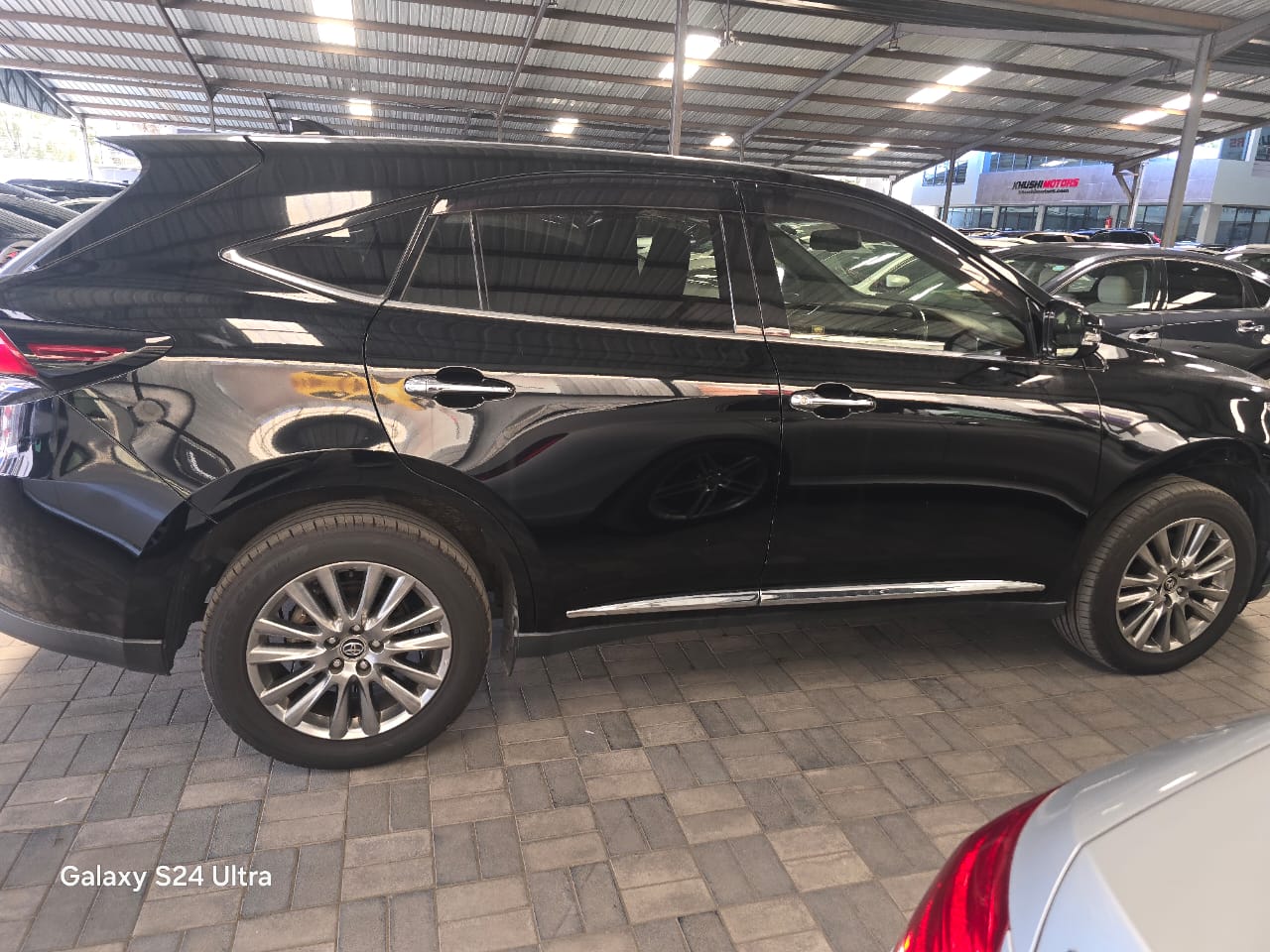 Toyota Harrier 2017 model