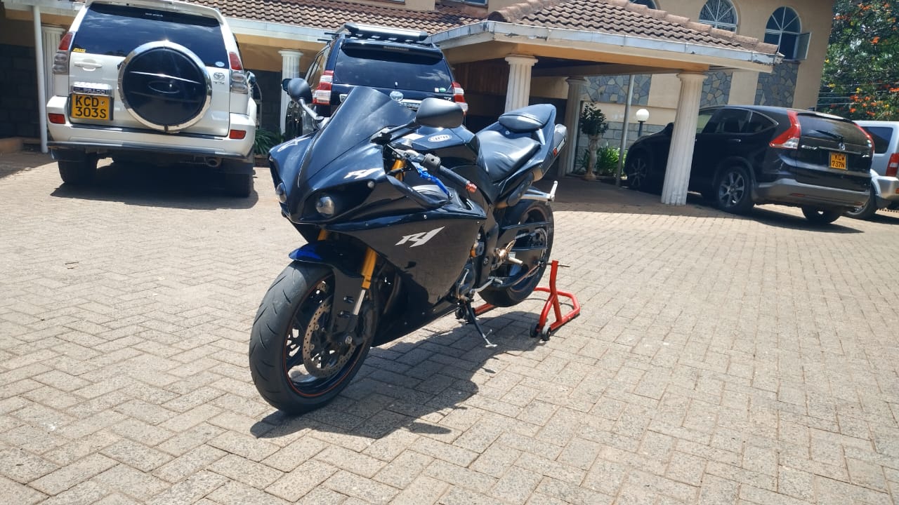 2019 Yamaha YZF R1