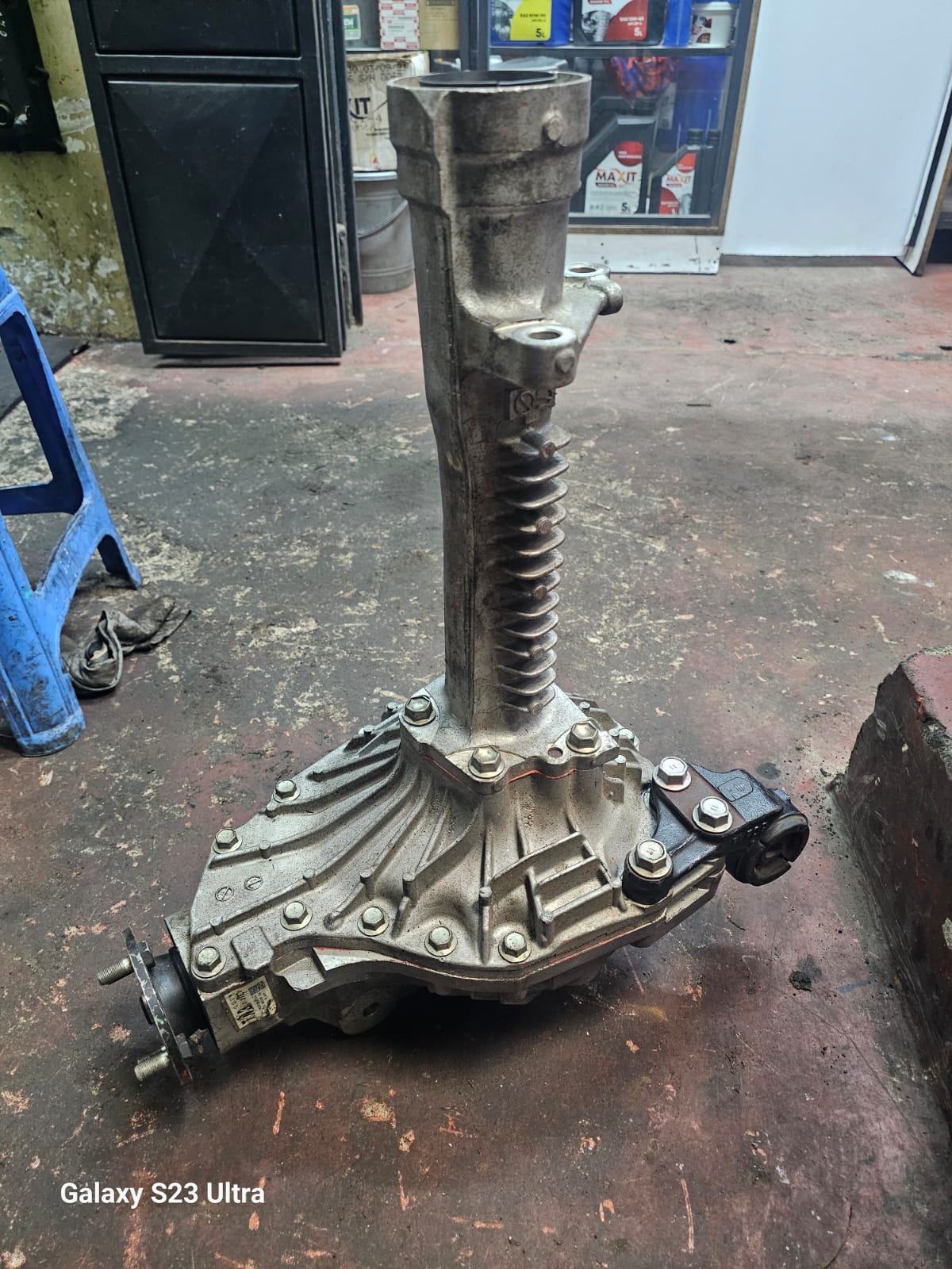 Land cruiser 200 series Front differential diff