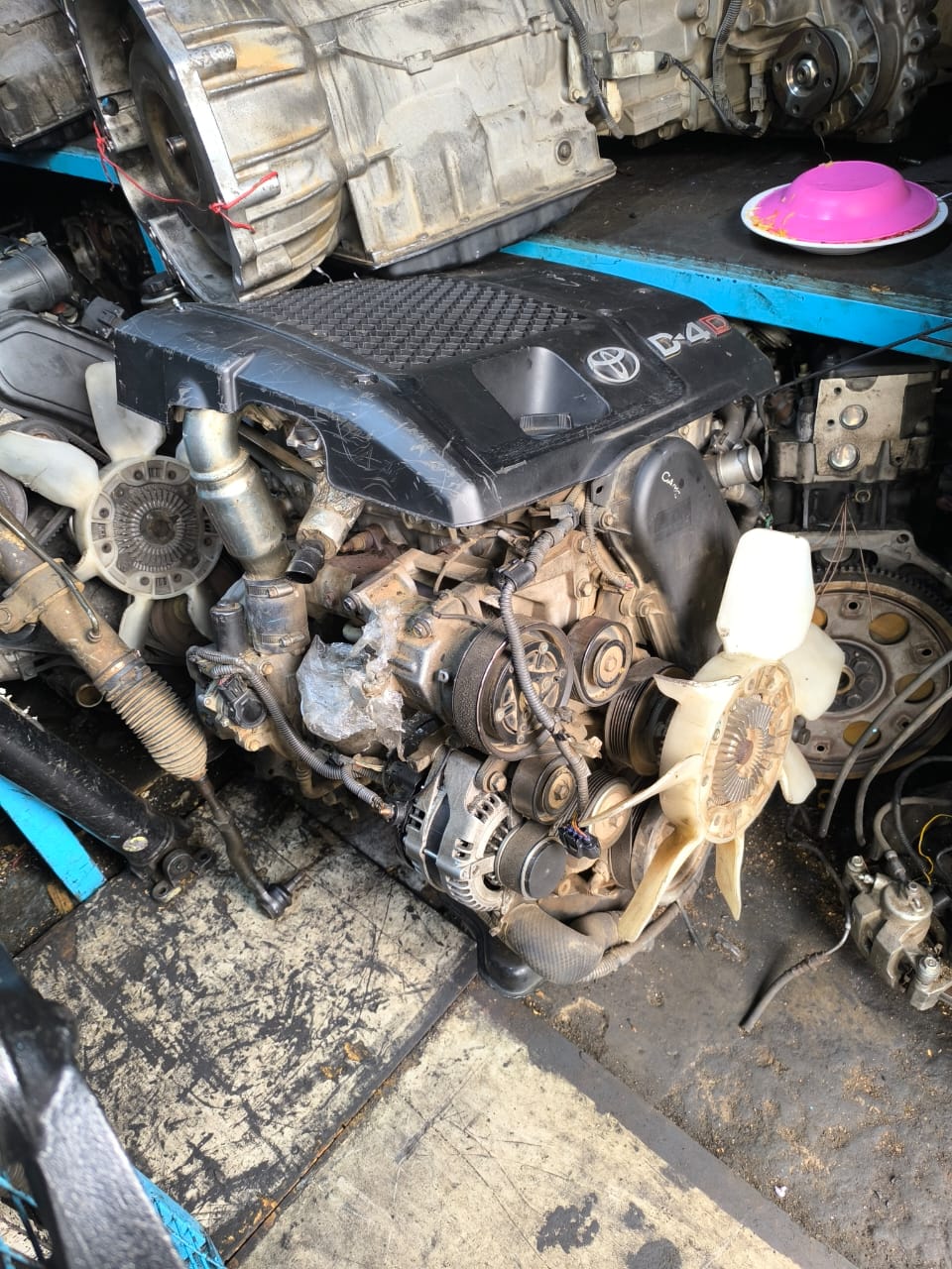 Complete engine 1kd Hilux vigo