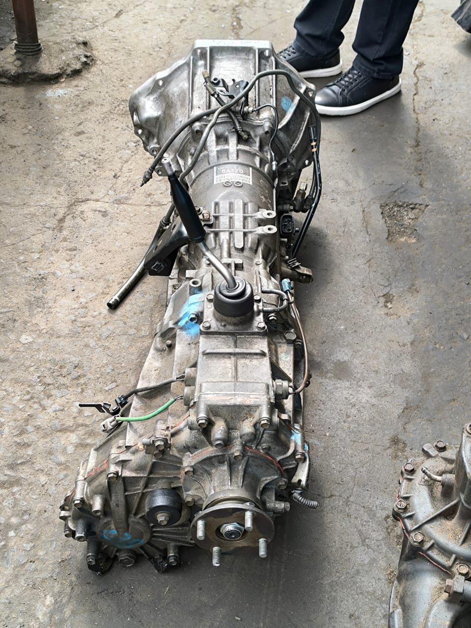 Gearbox Hilux vigo automatic transmission