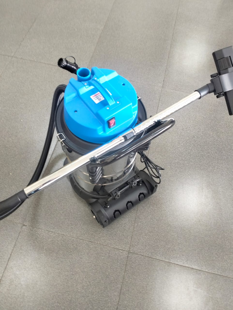 50l Wet and dry vacuum cleaner