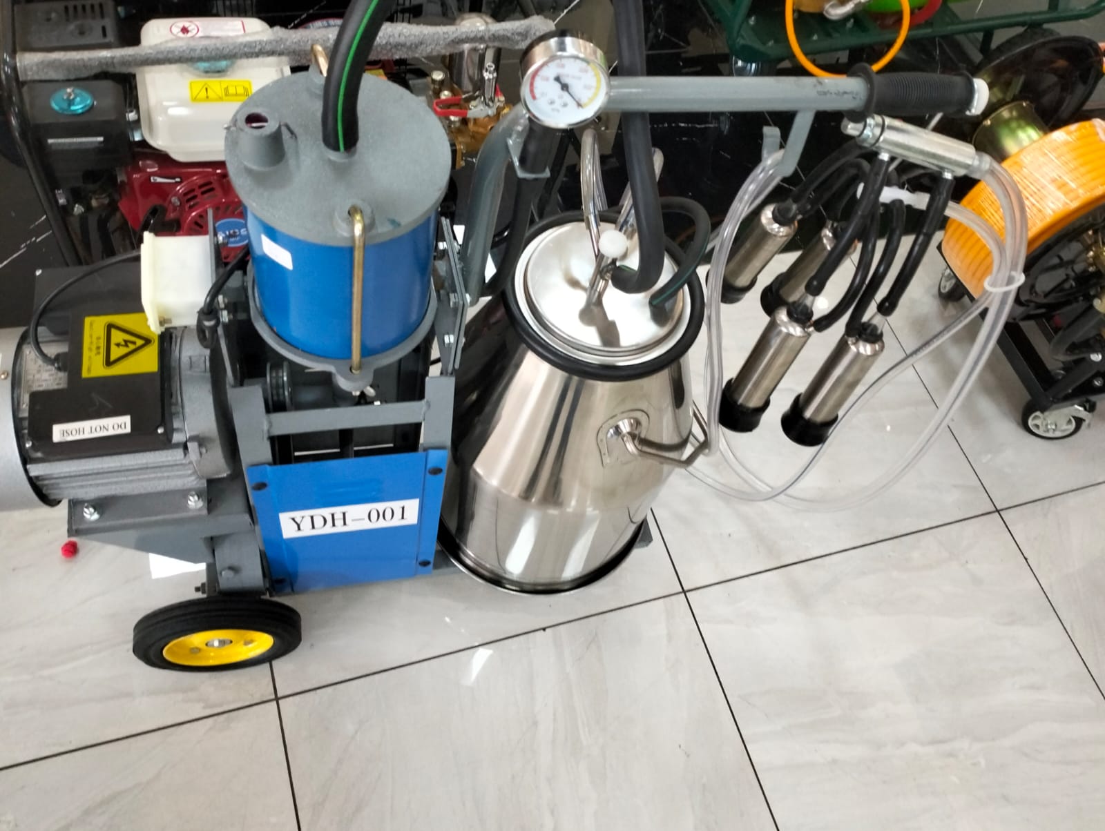 Single bucket milking machine.