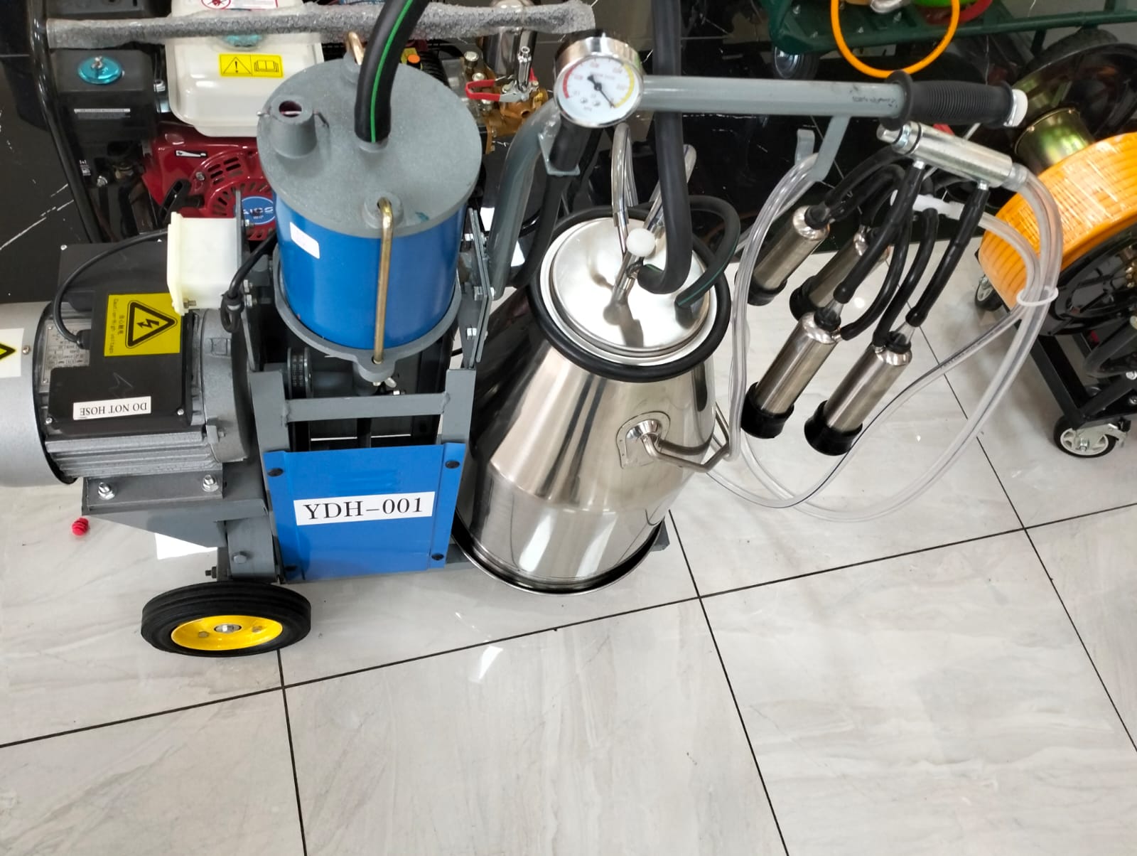Single bucket milking machine.