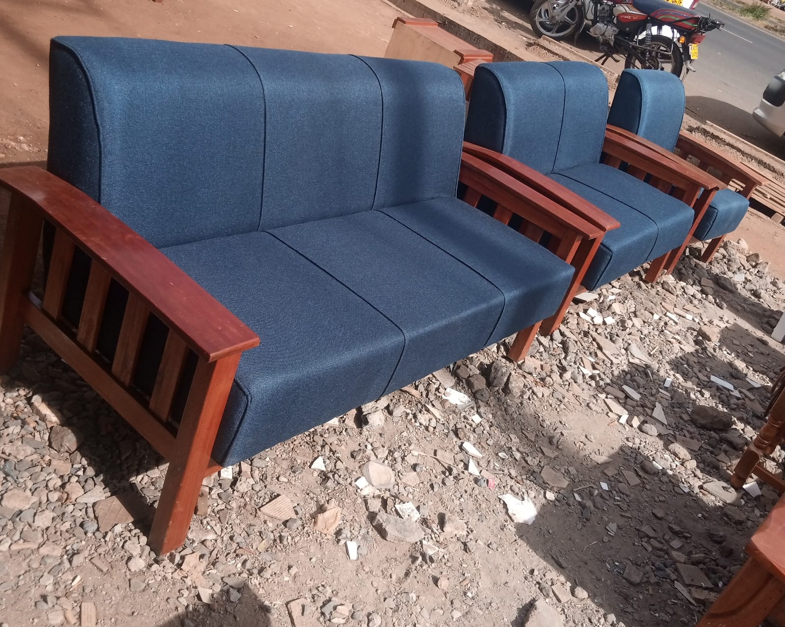 Six seater open sofa